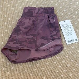 Lululemon hotty hot short size 6